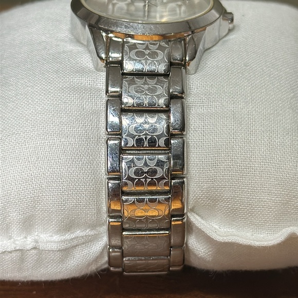 COACH Classic Ladies Stainless Steel Watch - Picture 7 of 14